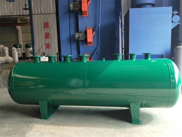 龙游龙游龙游蒸汽分气缸